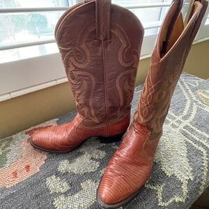 Vintage 1970s Tony Lama snake skin boots